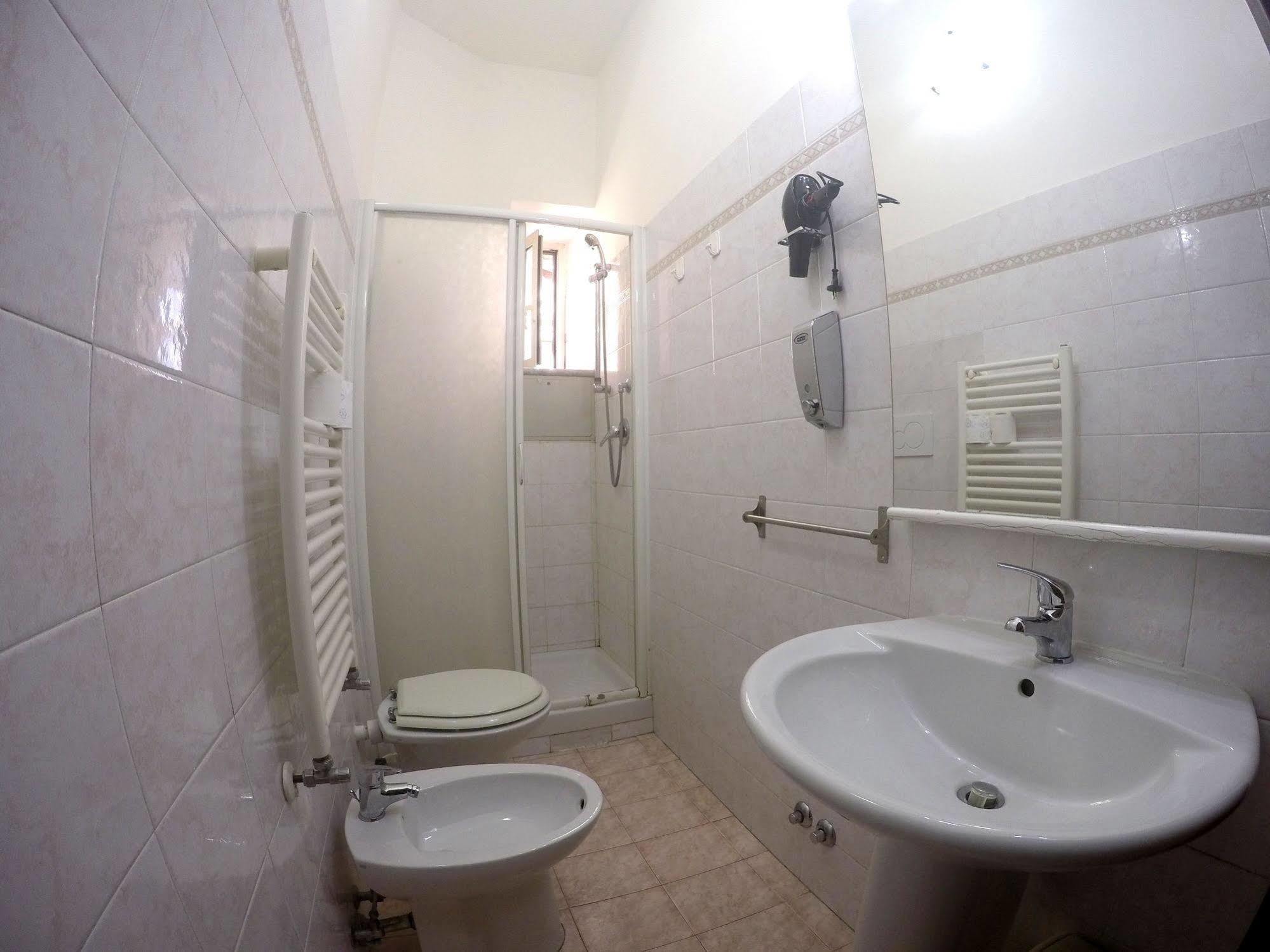 Hotel Ambra Jovinelli 3*